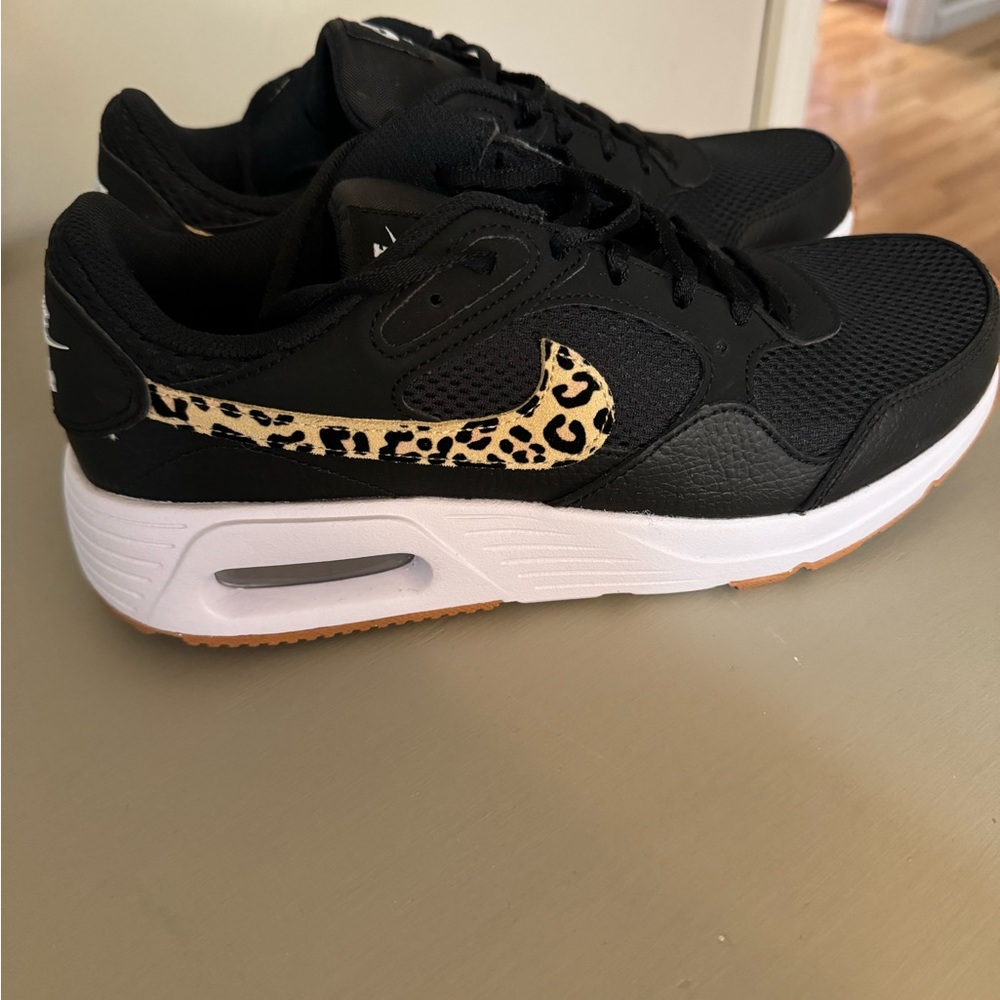 Nike Black Sneakers with Leopard Print Swoosh NEVER WORN